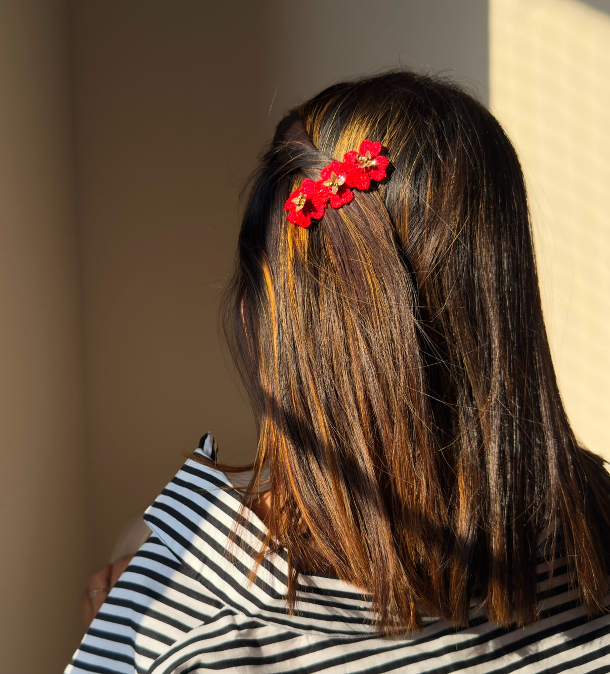 FloraGlow Hair Clip Set Of 6