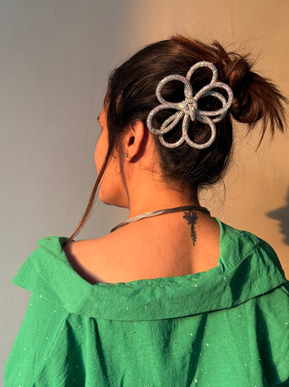 Glow Petal Hair Clip (Silver)