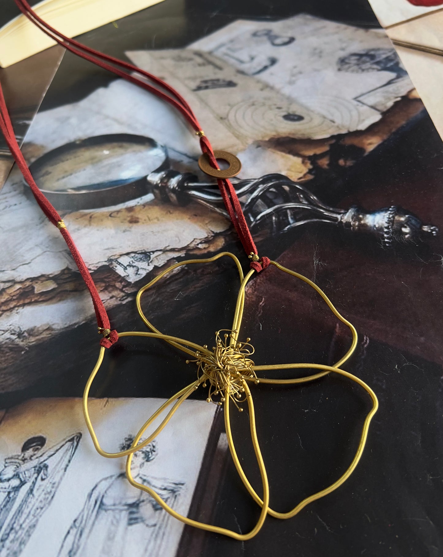 Lily Neckpiece